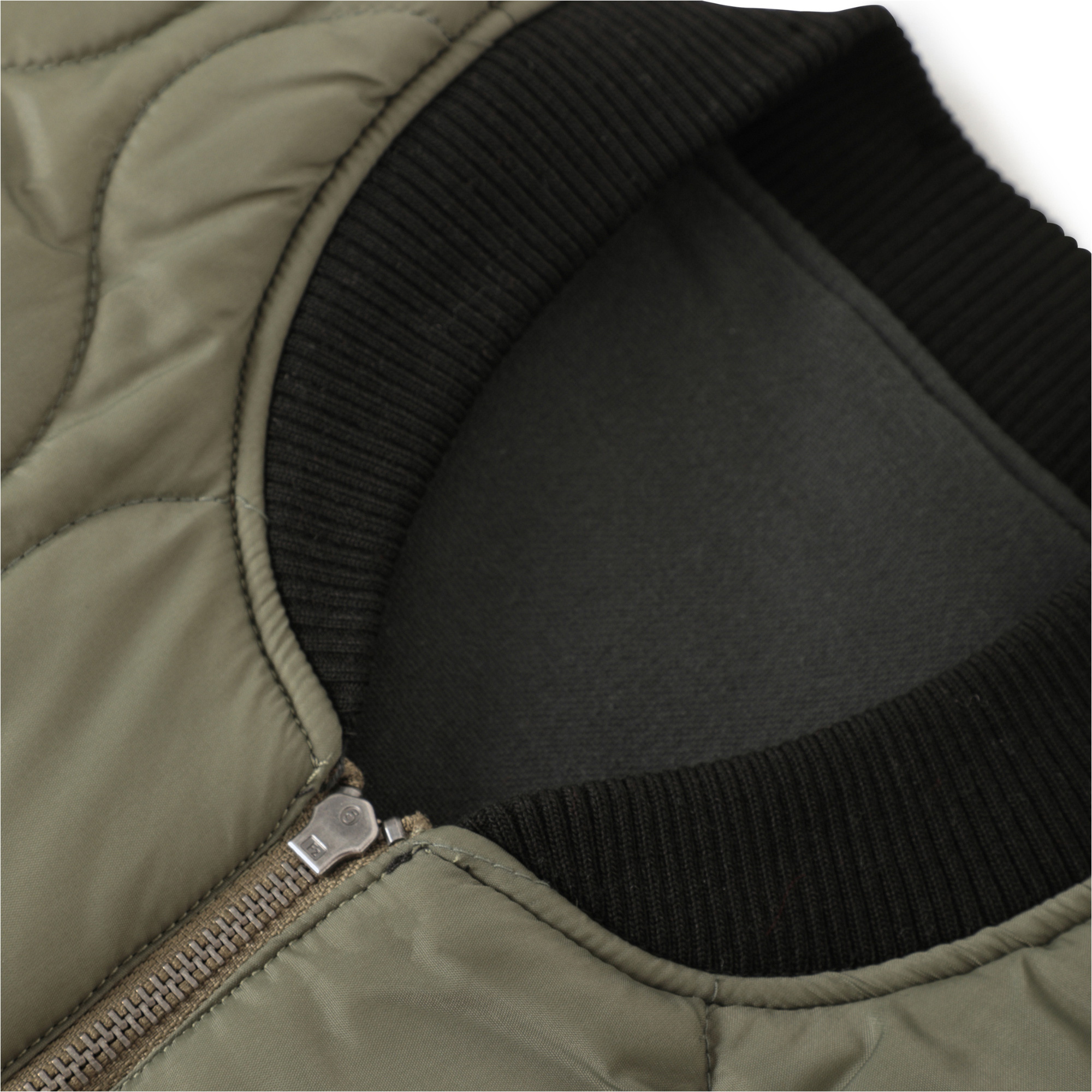 2026 Brixton Mens Builders Abraham Reversible Vest 03412 - Black / Olive Surplus